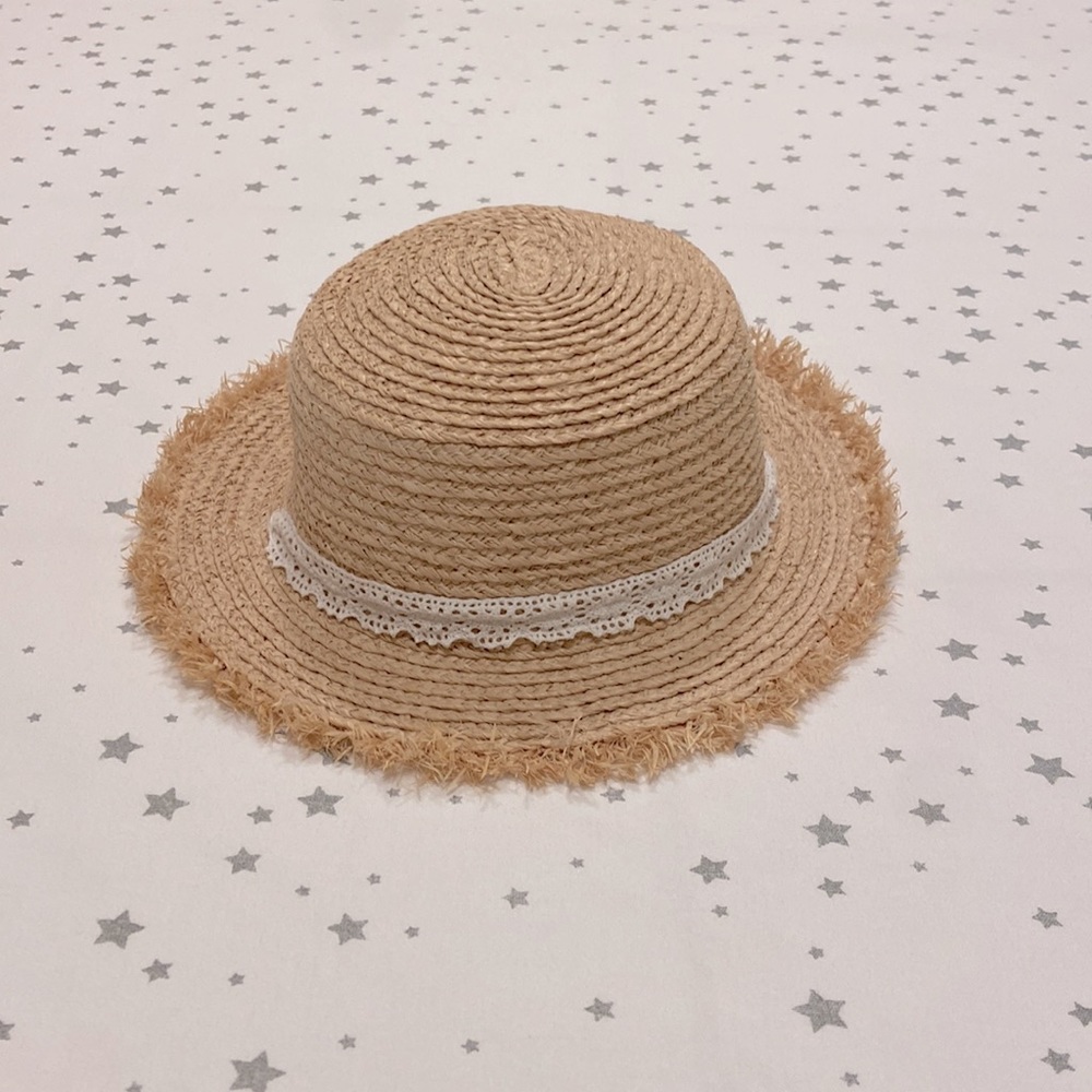 Cute Zara girls straw hat